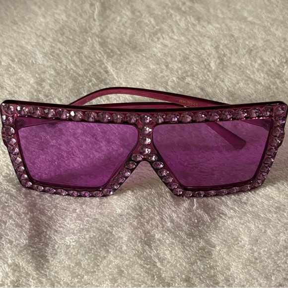 Pink Rhinestone Oversized Sunglasses - Picture 5 of 12
